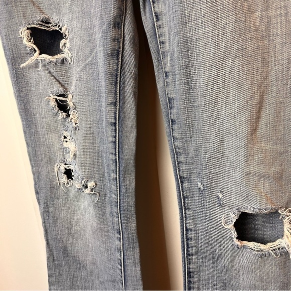 American Eagle Jeans Womens Size 10 Reg Slim Boot Distressed Light Wash Low Rise - Picture 2 of 10